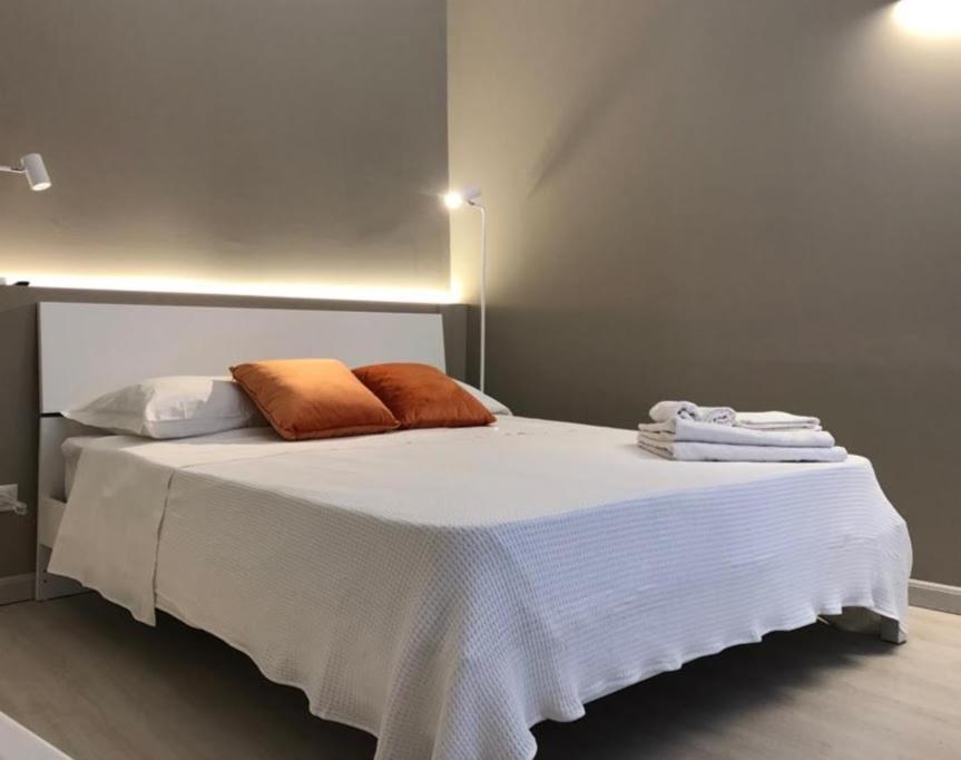 Narciso Boutique Apartment Acireale Buitenkant foto